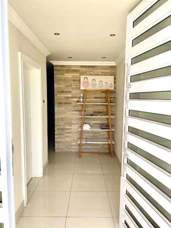 Stylish, Large & Modern In Claremont *